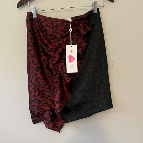 Buddy Love Hope Color Block mini skirt- merlot cat color small - Picture 4 of 5